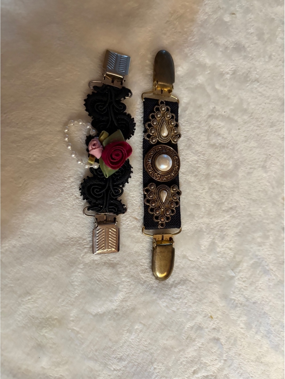 lot of 2 vintage-style fashion waist cinch belts ornate buckles